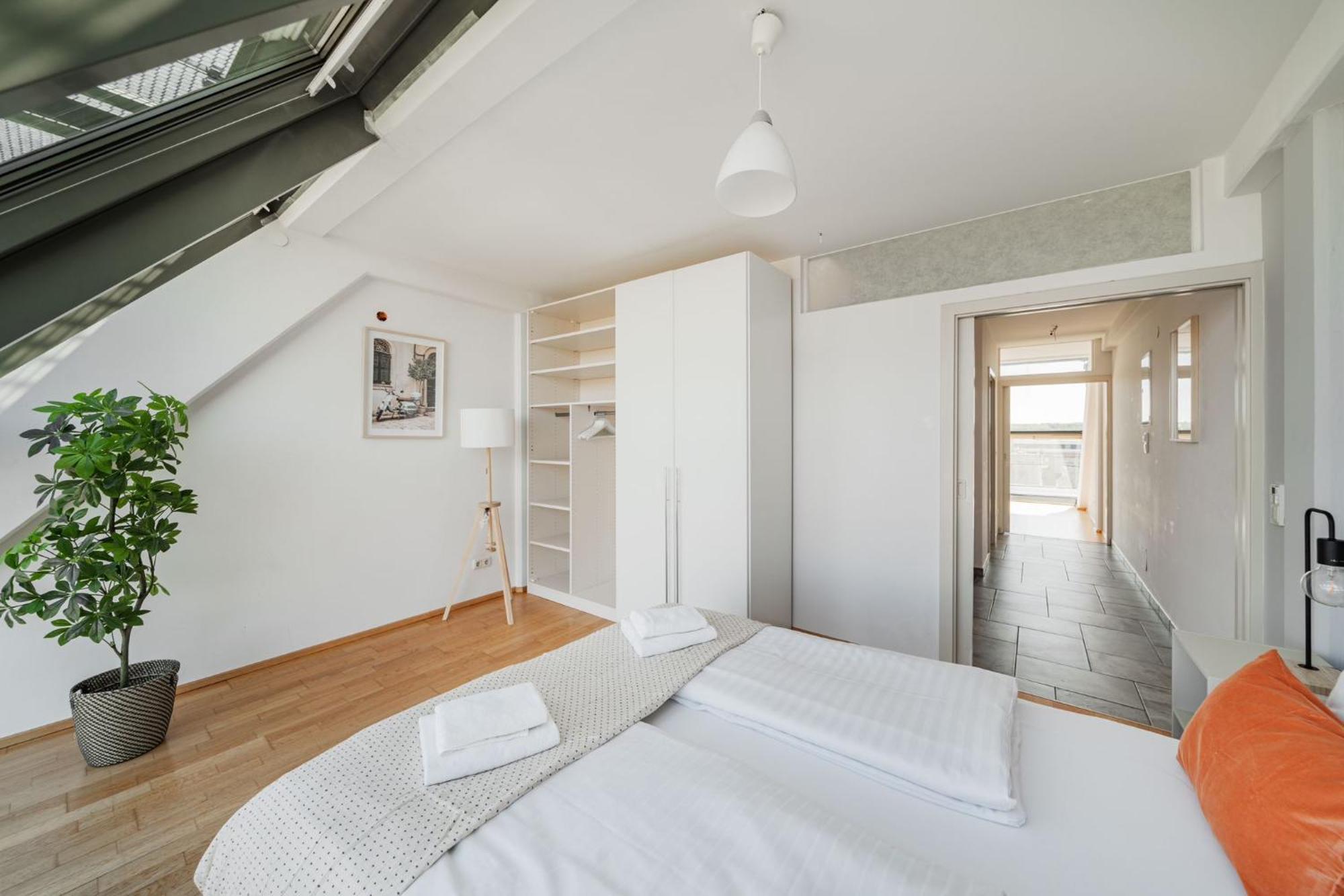Apartments Next To Schoenbrunn - Free Parking !!! Wien Ngoại thất bức ảnh